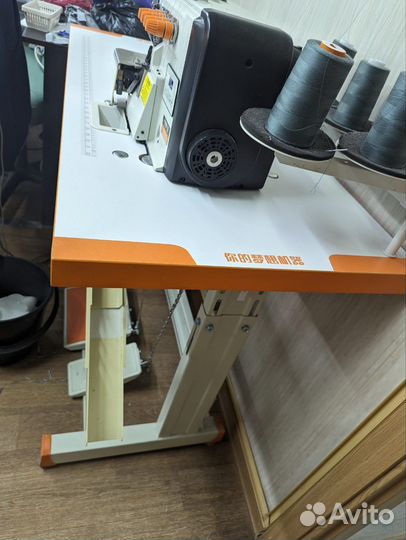 Пятиниточный оверлок Joyee