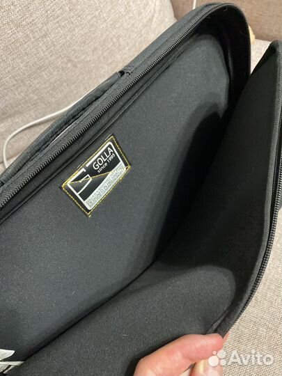 Сумки кейсы для ноутбука Golla