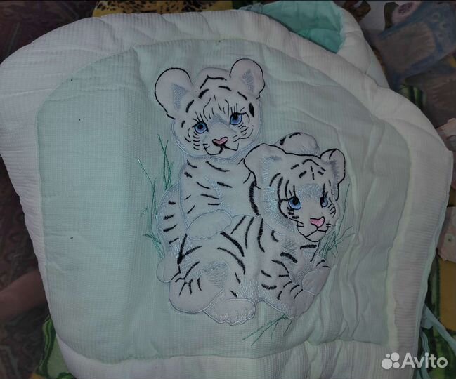 Бампер в кроватку