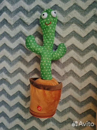 Игрушка поющий танцующий кактус