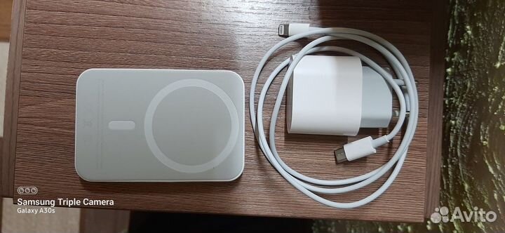 Телефон iPhone xr