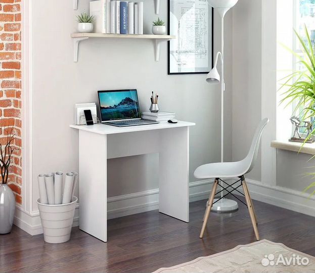 Письменный стол