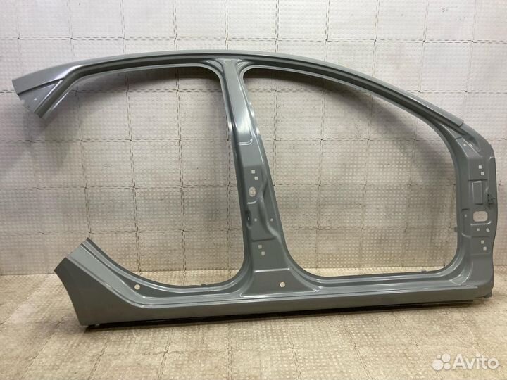 Боковина кузова правая LADA Vesta 2015
