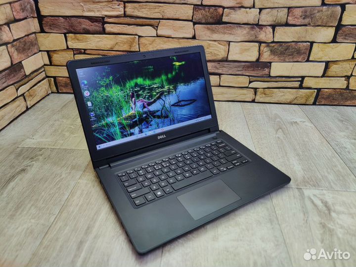 Ноутбук Dell Игровой / i5-8250U / IPS экран