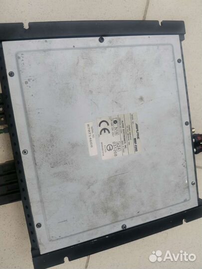 4-канальный усилитель Alpine mrp-f242