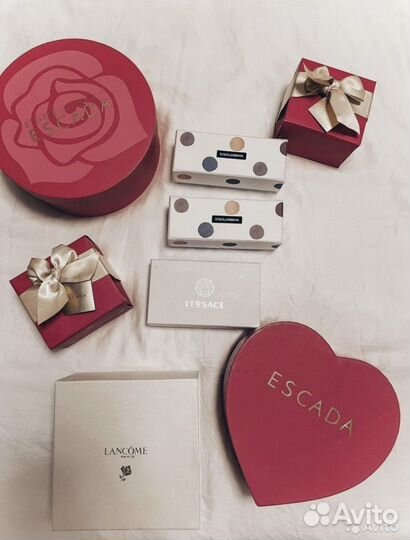До17.07 Коробка gucci, escada, dolce gabanna