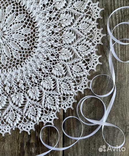 Салфетка кружевная белая