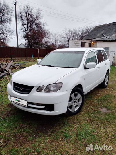 Mitsubishi Outlander 2.4 AT, 2002, 220 000 км
