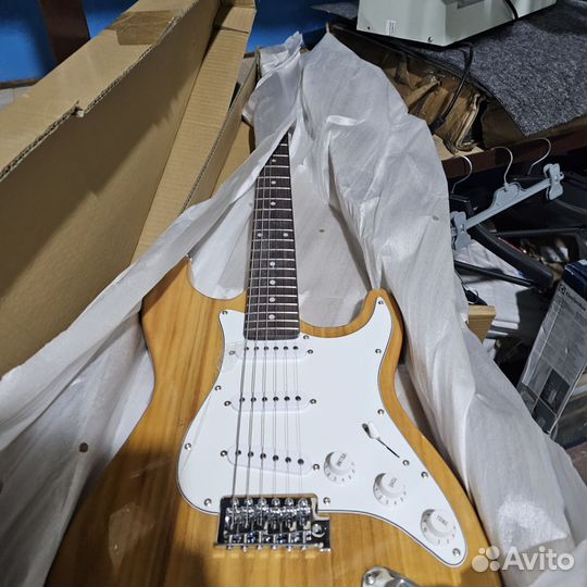 Электрогитара fabio