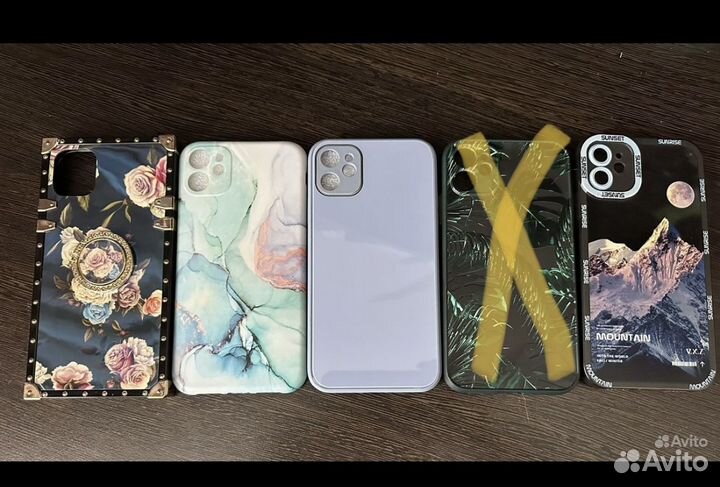 Чехол на iPhone 11