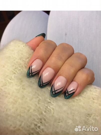 Мастер маникюра и педикюра