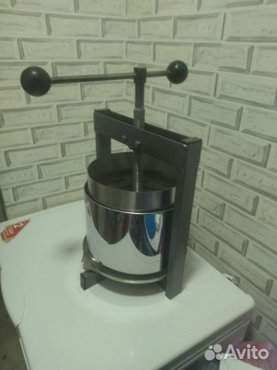 Пресс для отжима винограда