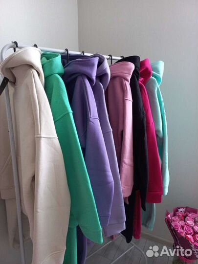 Костюмы легкие и утепленные 42-44-46