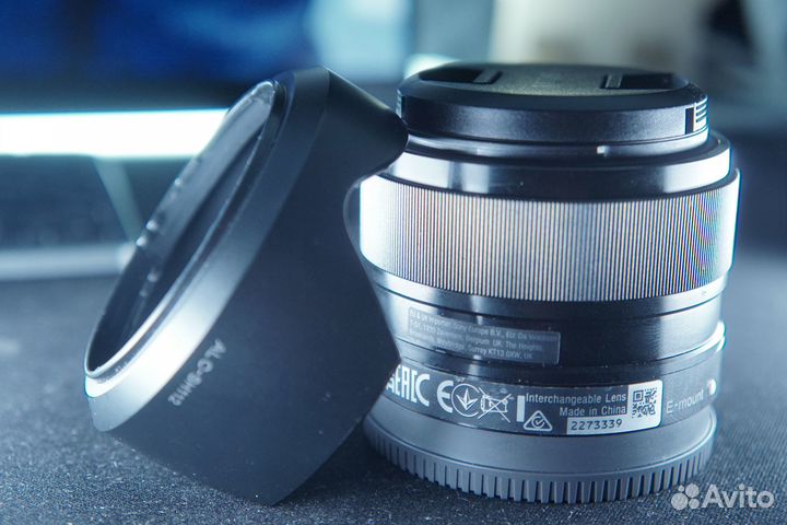 Объектив sony 35mm 1.8