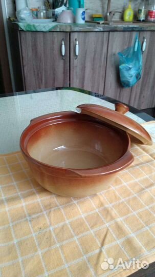 Керамическая кастрюля