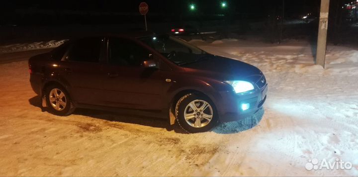 Ford Focus 1.6 МТ, 2005, 341 000 км