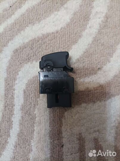 Кнопка стеклоподъемника Hyundai Getz