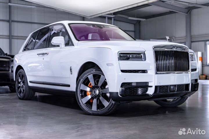 Rolls-Royce Cullinan 6.7 AT, 2024, 1 км