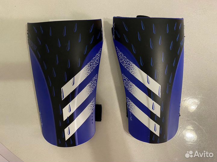 Щитки футбольные adidas m