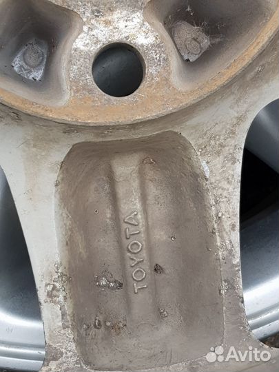 Литые диски Toyota R16 5:114,3 J7