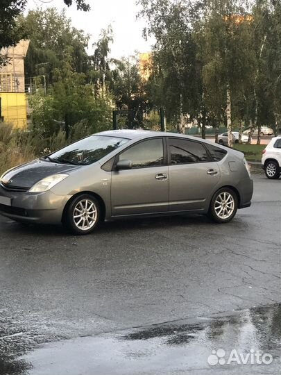 Toyota Prius 1.5 CVT, 2004, 300 000 км