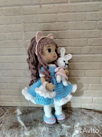 Кукла вязанная ручной работы