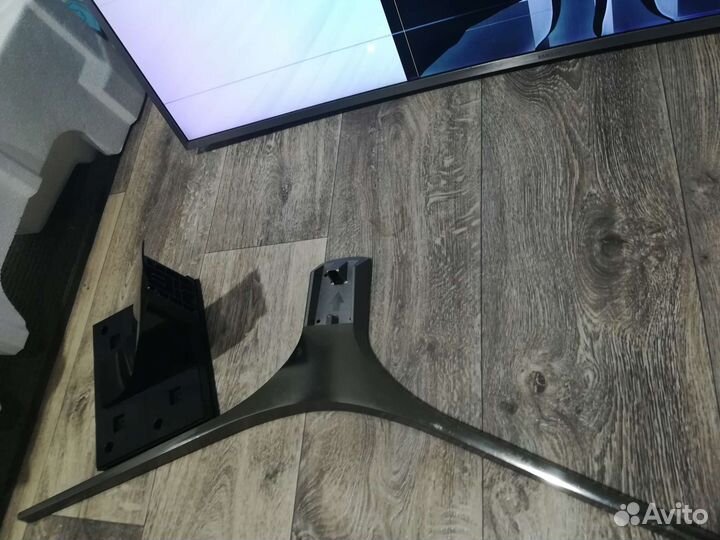 Телевизор самсунг, разбит экран