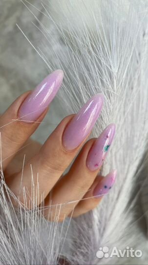 Наращивание и покрытие ногтей, маникюр, педикюр