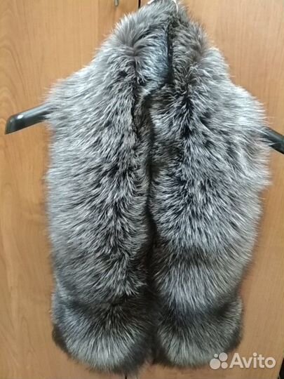 Воротник новый из меха серебристо-черной лисы