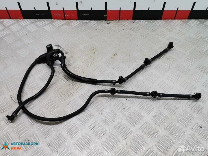 Трубка обратки форсунок Mercedes-Benz CLS-Класс