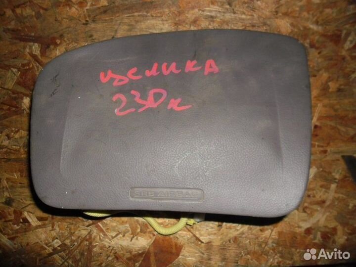 Подушка безопастности Toyota Celica ZZT231 2zzge