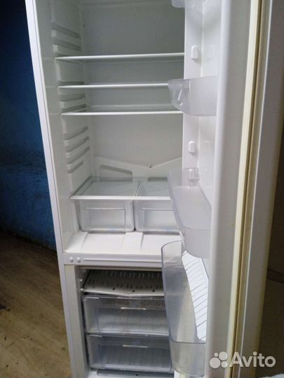 Холодильник Индезит б/у