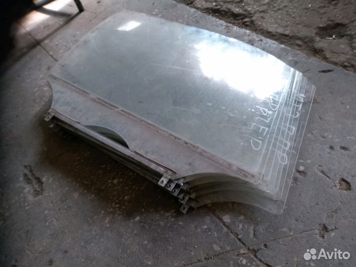 Стекло передней правой двери Дэу Матиз