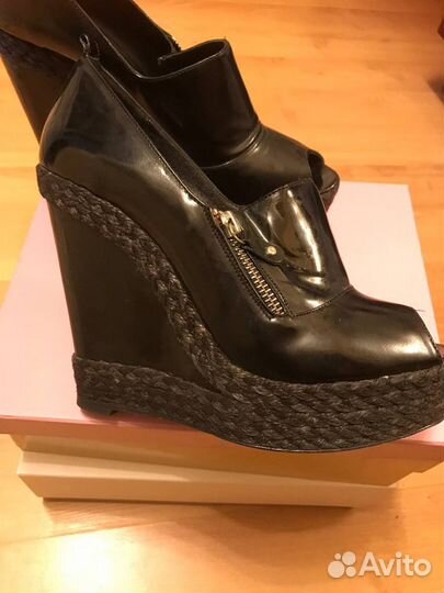 Ботильоны босоножки 40