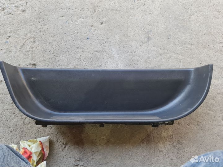 Накладка порога передняя левая Hyundai Starex H1