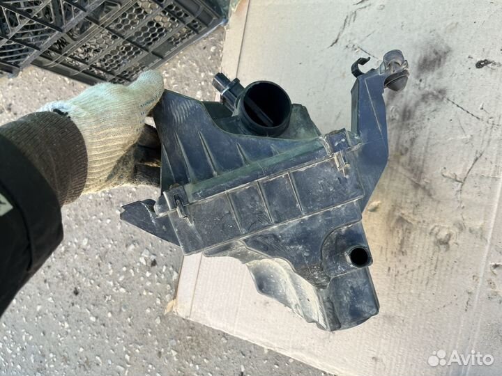 Корпус фильтра Форд Фокус 2