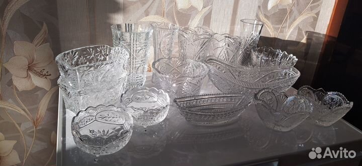 Хрустальные вазы, салатники, рюмки, фужеры