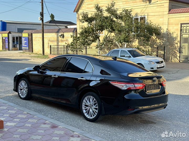 Toyota Camry 2.5 AT, 2019, 210 000 км