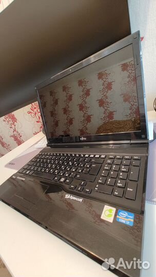 Ноутбук Fujitsu lifebook
