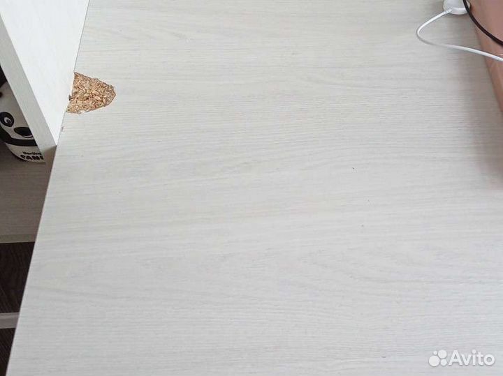 Школьная парта с шкафом