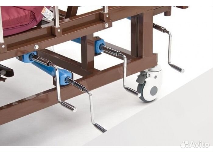 Кровать медицинская для лежачих больных