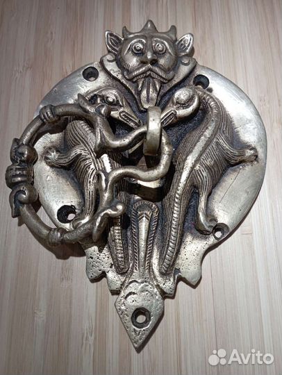 Антикварная бронзовая ручка на дверь Индия