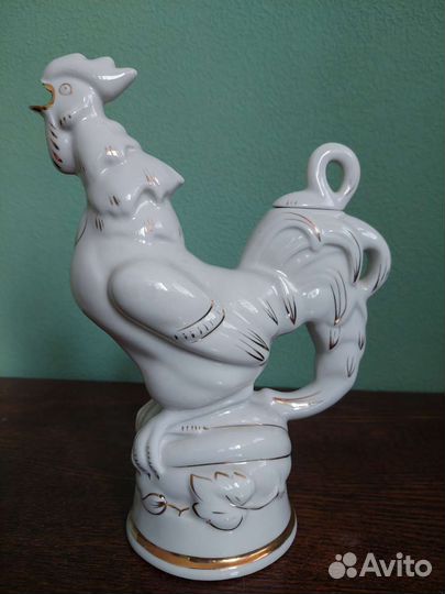 Фарфоровая статуэтка Петух