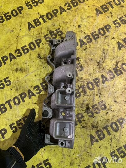 Коллектор впускной Renault Megane