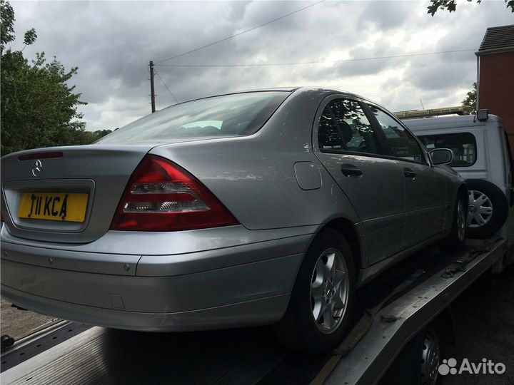 Разбор на запчасти Mercedes C W203