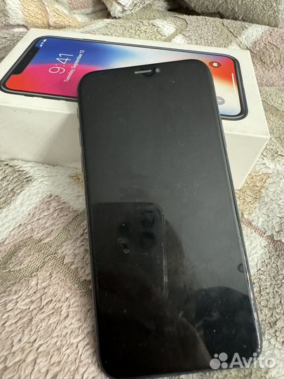 iPhone X, 64 ГБ