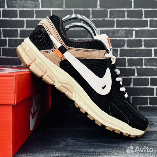 Кроссовки Nike Zoom Vomero 5 