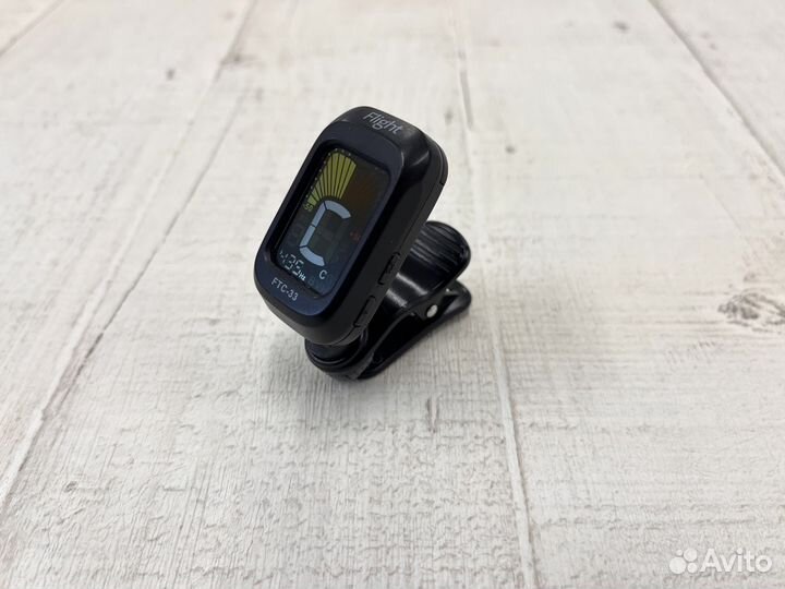 Тюнер-клипса Flight FTC-33 для настройки гитар