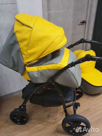 Коляска 2 в 1 новая