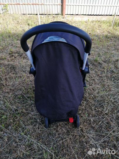 Прогулочная коляска yoya